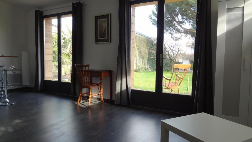 Mérignac Chambre D'Hotes Du Clos Bamboo الغرفة الصورة